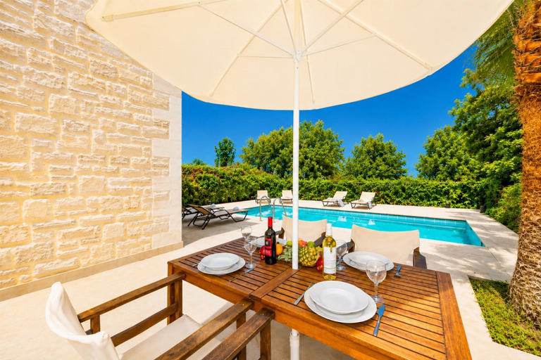 Others 3, Villa Aloe, Crete