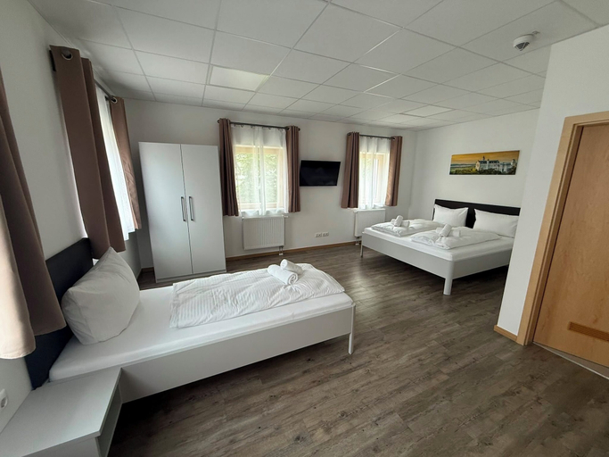 Bedroom 2, Rote Villa Füssen, Ostallgäu