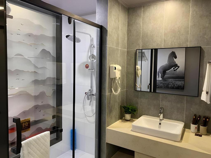 Bathroom 5, Jun Hotel Jiangsu Nanjing Pukou District Linchang Metro Station, Nanjing