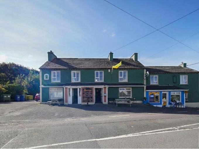 Others 2, ANNORA Bar & Accommodation