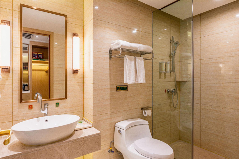 Bathroom 3, Vienna Hotel Hunan Yueyang  Bubugao, Yueyang