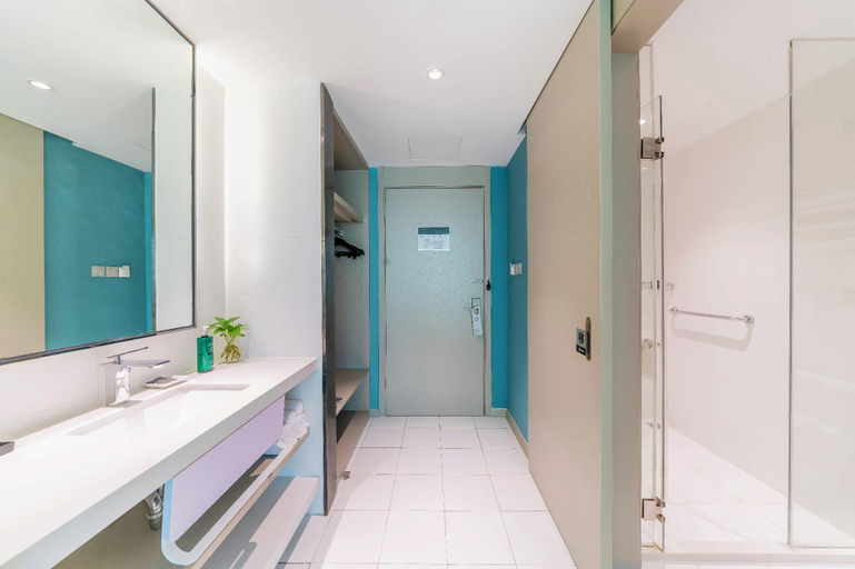 Bathroom 5, Magnotel Hotel Huizhou South Station Branch, Huizhou