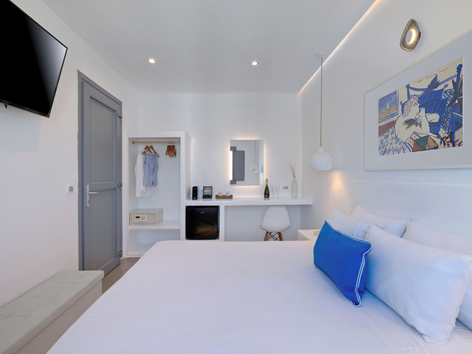 Bedroom 3, Tatakis Design Hotel, Fira, South Aegean