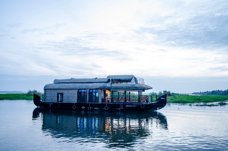 Others 5, Rudra Houseboats, Kottayam