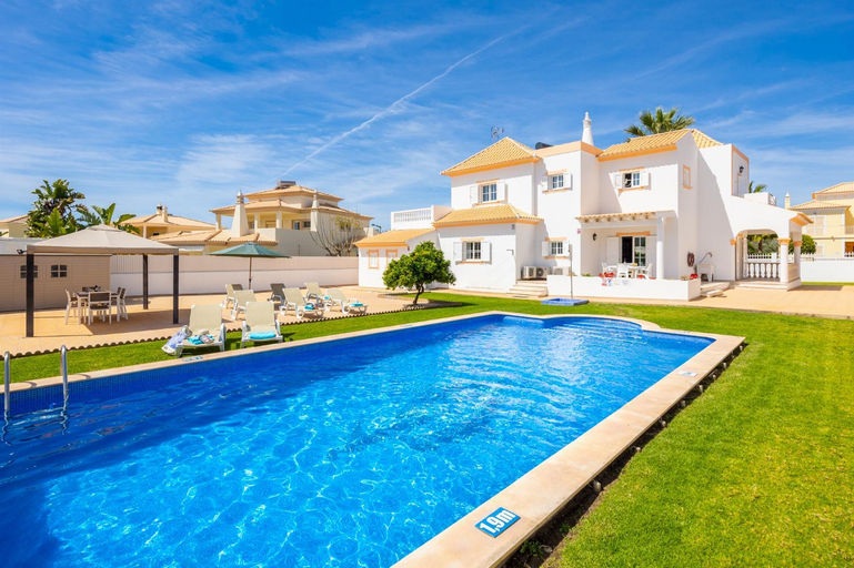 2, Villa Marlene, Albufeira