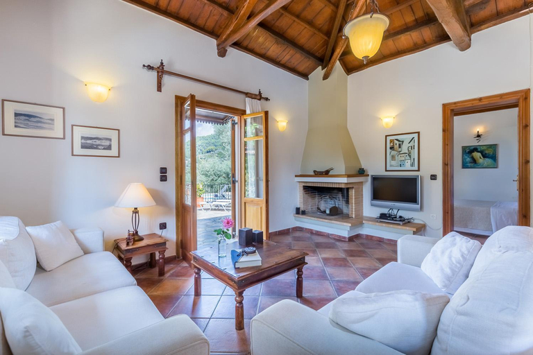 Others 3, Villa Ioanna, Thessaly