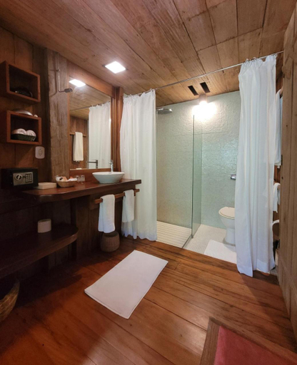 Bathroom 3, Hotel Vila Naia - Corumbau, Prado