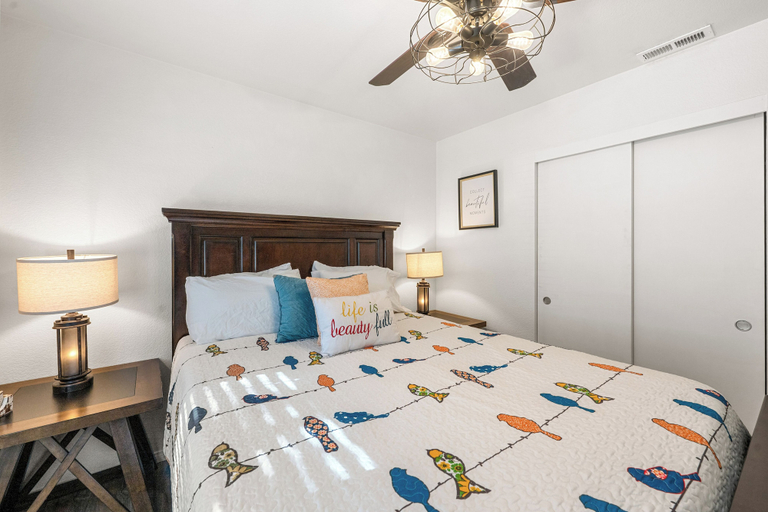 Bedroom 2, Woodland Escape, San Bernardino