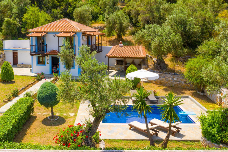 Others 3, Villa Glysteri, Thessaly