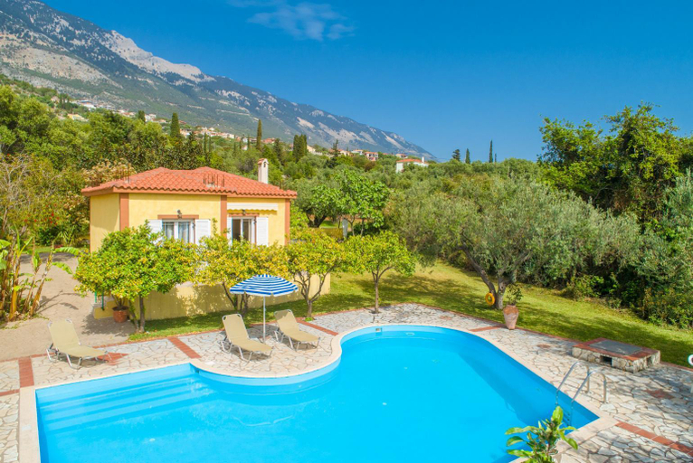 Sport & Beauty 4, Villa Russa Dionisis, Ionian Islands