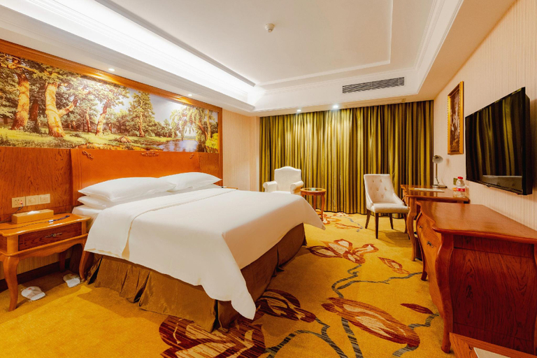 Bedroom 2, Vienna Hotel Shenzhen Longgang Xinsheng Metro Station, Shenzhen