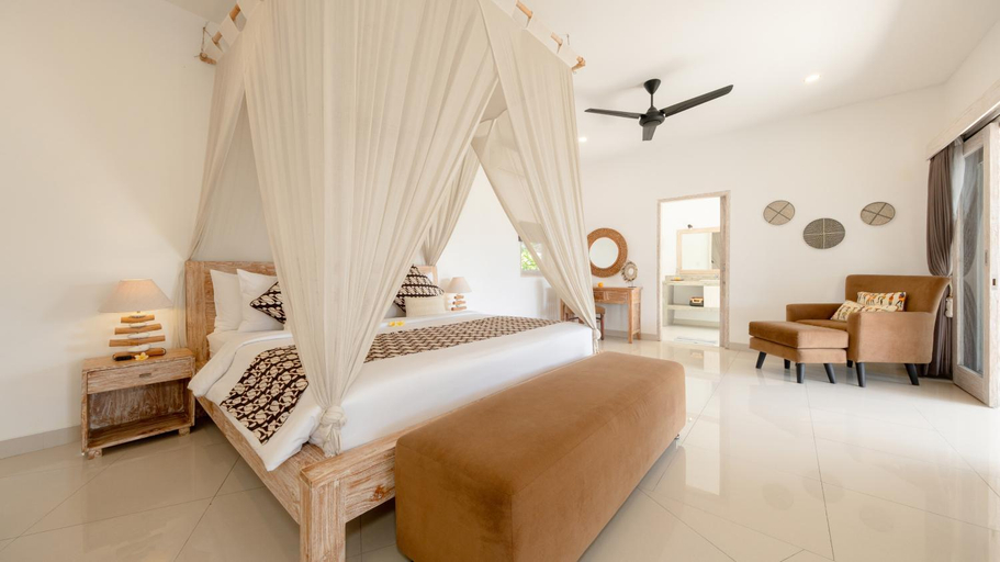Others 2, Hiburan Villas, Badung