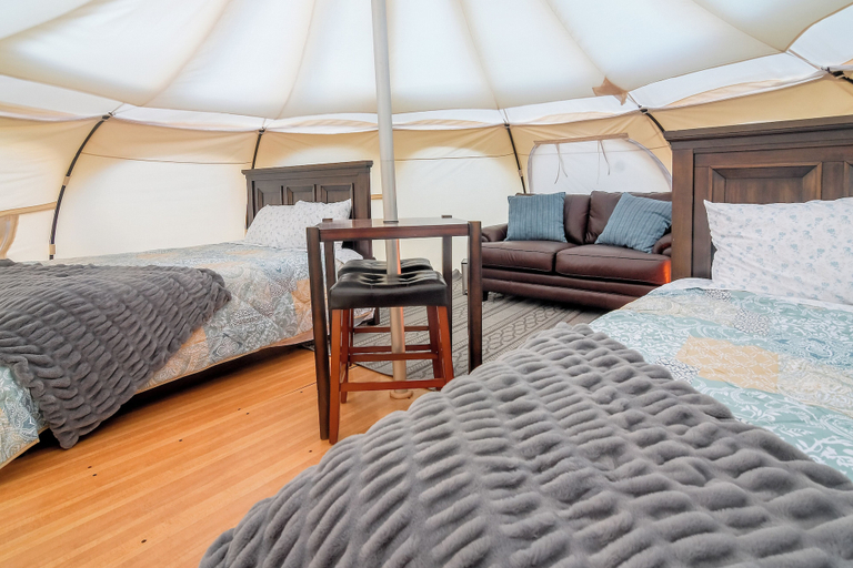 Room 3, Colorado Basecamps, Chaffee