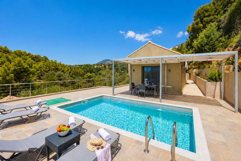 2, Villa Angela Lourdas, Ionian Islands