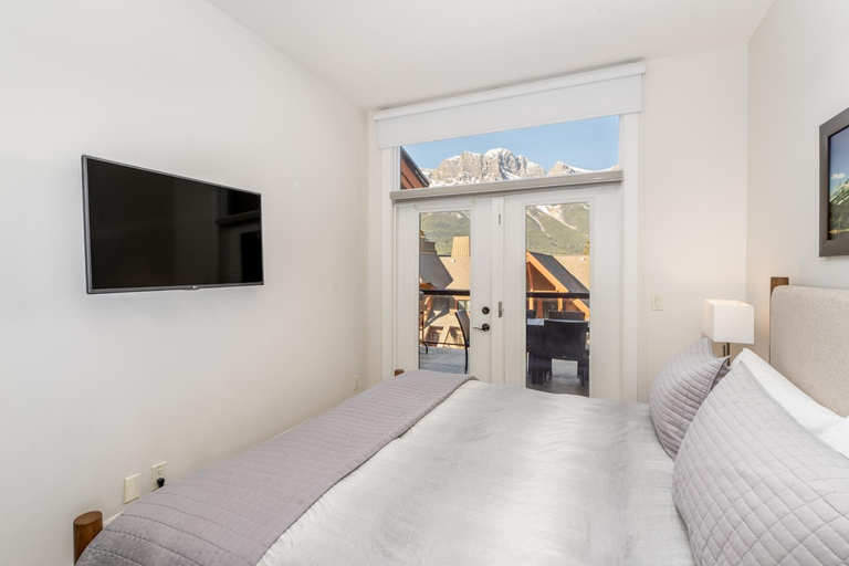 Bedroom 3, Spectacular Penthouse With Amazing Views, Indoor Pool and Hot tub, Division No. 15