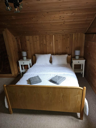 Bedroom 2, Chalet Weid - Aare Jungfrau AG, Interlaken