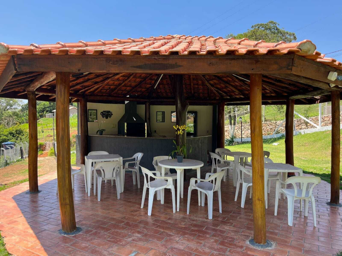 Outdoor dining, Pousada Chácara Rhema, Pinhalzinho