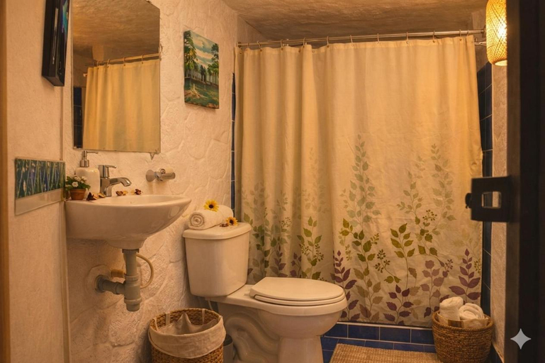 Bathroom 4, 5ta SARoCO Hacienda Biocultural y Agroecoturistica, Silvania