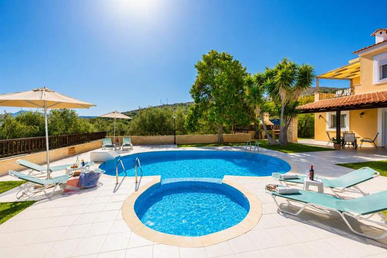 Others 3, Villa Elessa, Crete