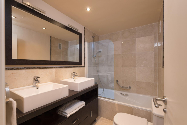 Bathroom 4, Apartamento 3 dormitorios lateral, Málaga
