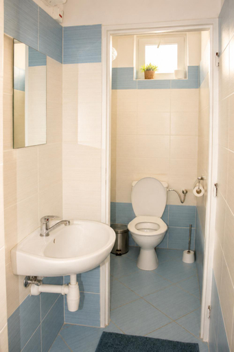 Bathroom 3, Chata Bystricka, Vsetín