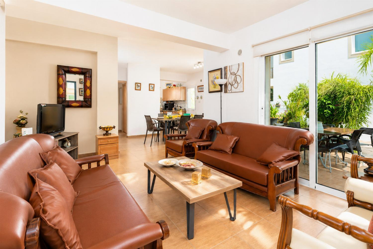 Others 5, Villa Kalliopi