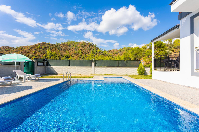 Sport & Beauty 2, Villa Sasha 3, Ortaca