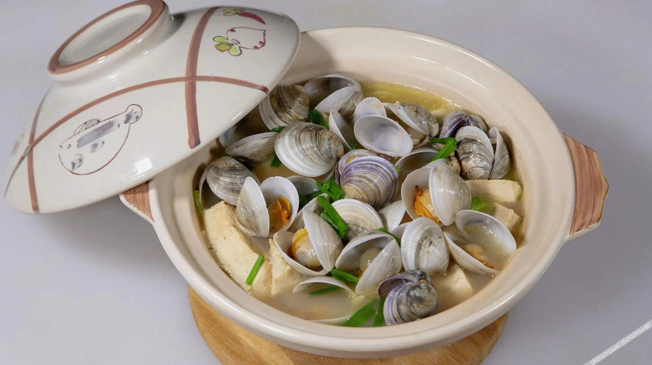 Food & Drinks 4, Shell Hotel Rizhao Wanpingkou Lighthouse Scenic Area 2nd Haibin Road, Rizhao