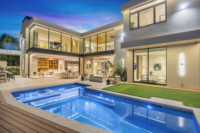 Sport & Beauty 5, Hutton Modern, Los Angeles