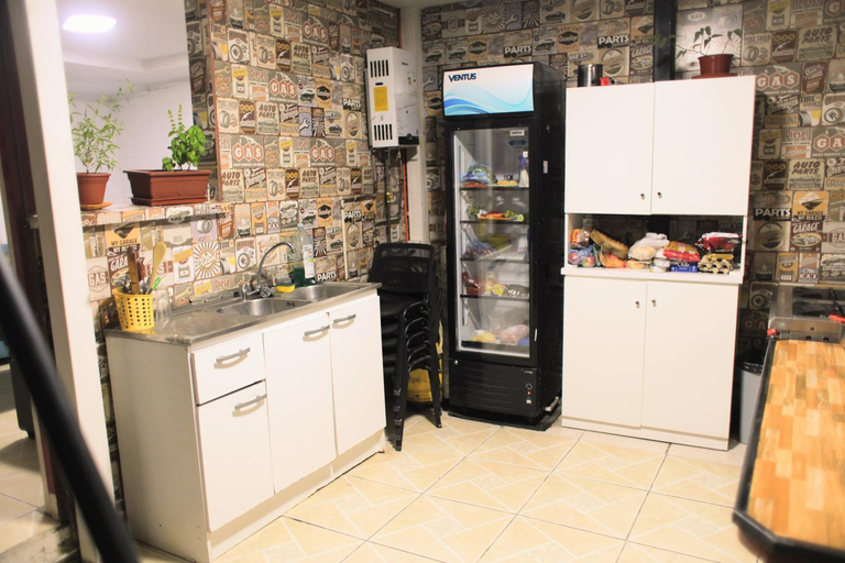 Others 5, Backpackers House - Near The Airport, Santiago