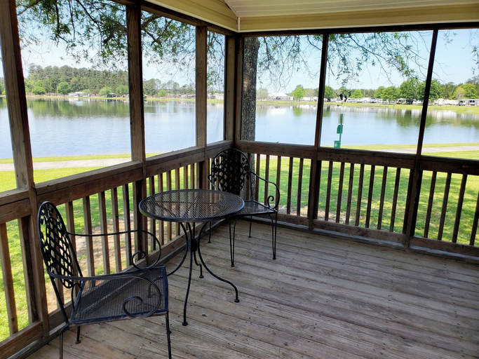 Exterior 5, Lakeside RV Resort, Livingston