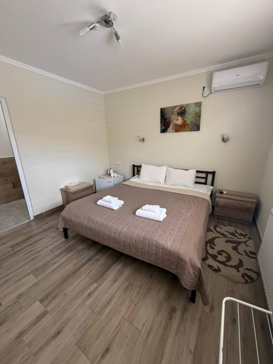 Bedroom 2, Hotel ELYSIUM, Irshavs'kyi