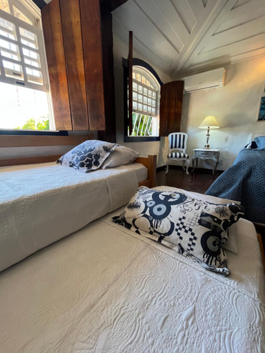 Bedroom 2, Origem Buziana, Armação dos Búzios