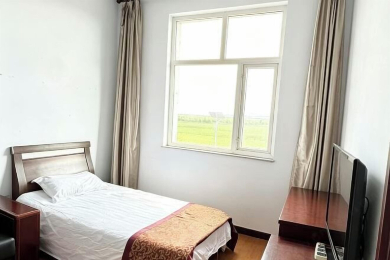 Bedroom 3, LongYuan Holiday Hotel, Zhangjiakou