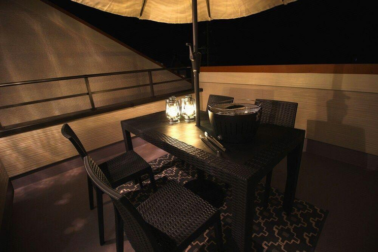 Food & Drinks 4, Hope Villa Onnason, Onna