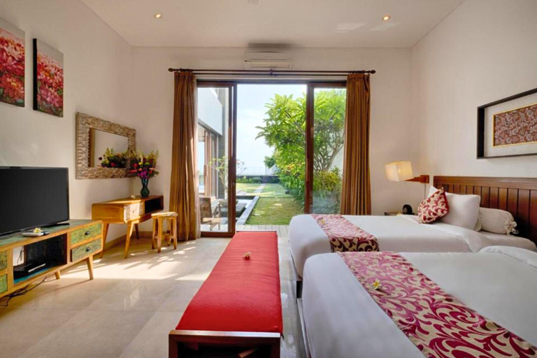 Bedroom, Entire 5 BR Private Pool Villa With Beach View, Gianyar
