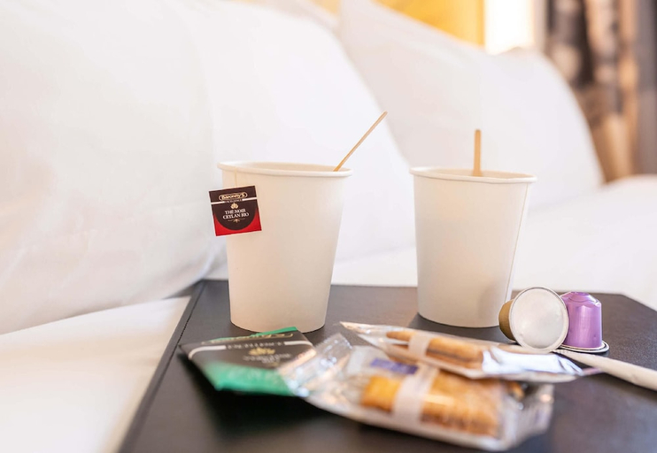Others 4, B&B HOTEL Rennes Est Cesson Sévigné 3 étoiles, Ille-et-Vilaine