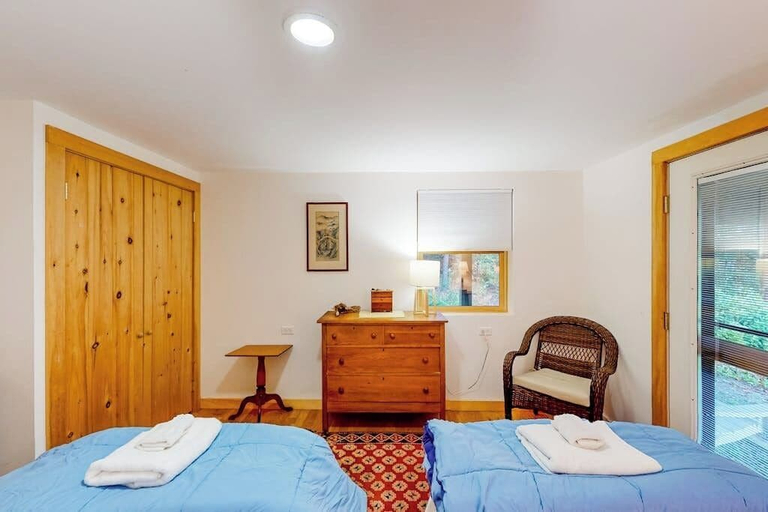 Room 5, Cobb Nob, Hancock