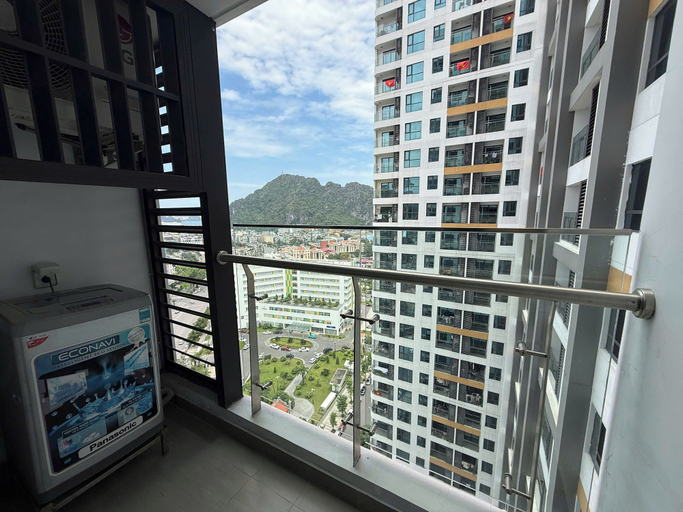Balcony view 3, Saphire Ha Long Luxury apart, Hạ Long
