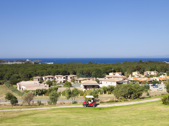 2, Two-room apartment in a complex, Cagliari