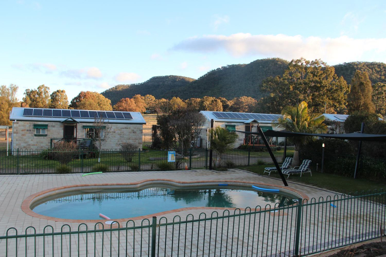 Sport & Beauty 4, Starline Alpacas Farmstay Resort, Singleton
