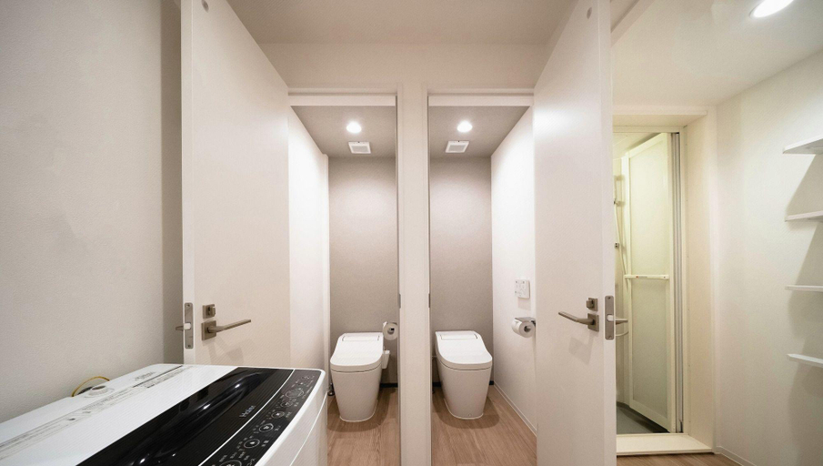 Bathroom 3, Hermitage Nishi Shinjuku, Shinjuku