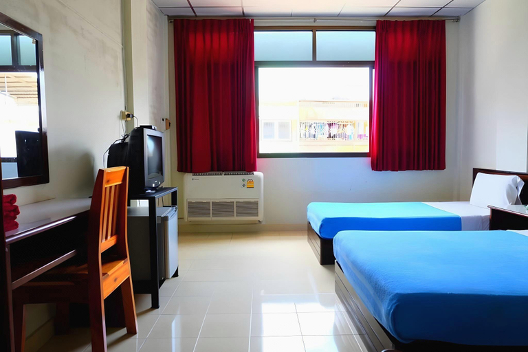 Bedroom 2, Thairungruang Backpackers Suratthani, Muang Surat Thani