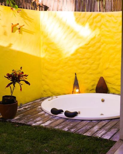 Bathroom 3, Casa das Rendas, Amontada