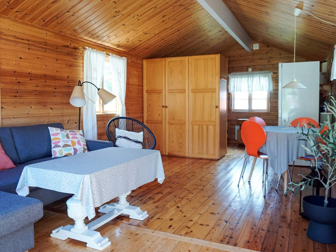 Bedroom 3, 4 Person Holiday Home in Stromstad, Strömstad