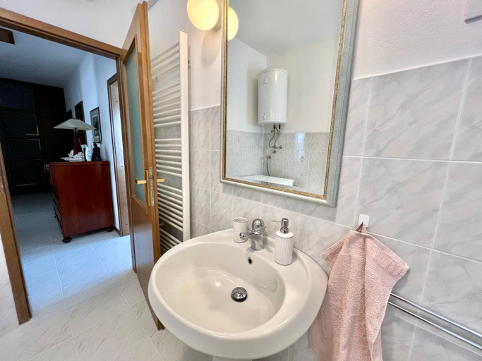 Bathroom 3, Villa Slatine apartment, Trogir