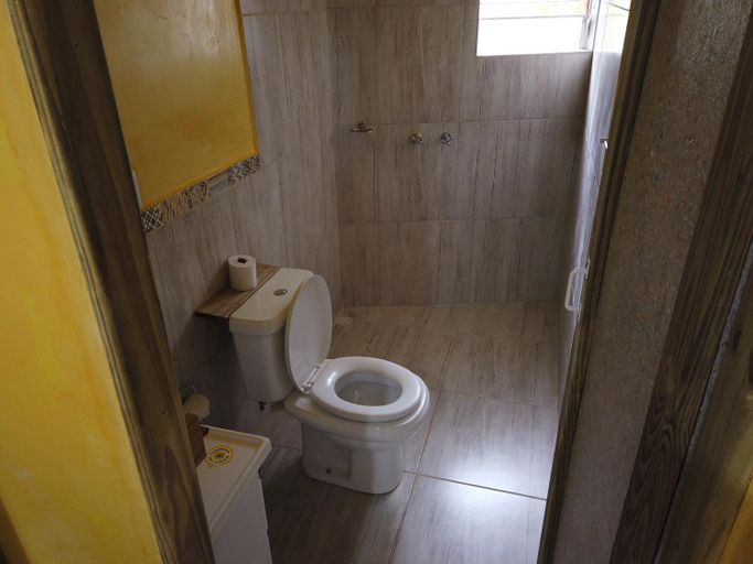 Bathroom 3, Pousada Spa Saude Melhor, Extrema