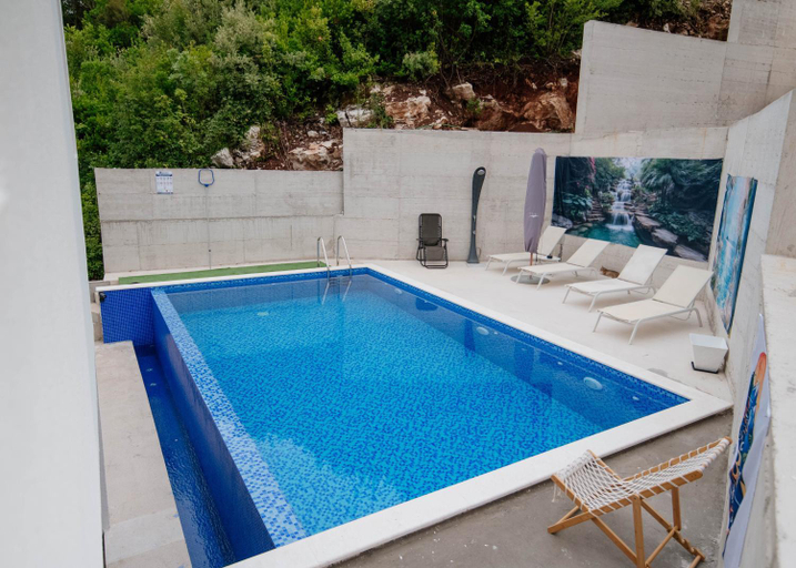 Sport & Beauty 2, Krasici apartmani Bozic