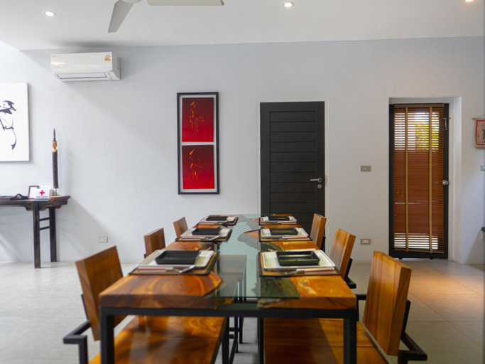 Food & Drinks 4, 3Br Villa Yin Kuo Private Pool Walk to Beach, Ko Samui