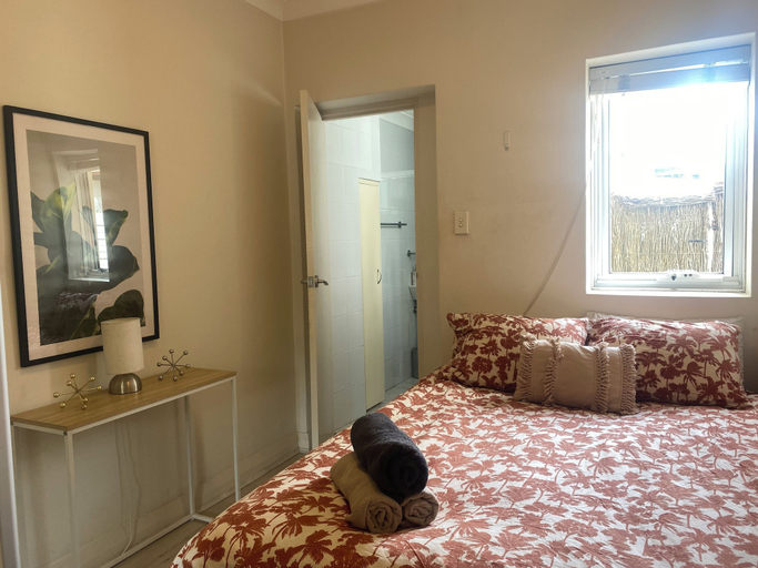 Room 2, Bondi Central Garden Getaway, Sydney
